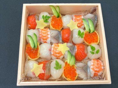クリスマス　てまり寿司