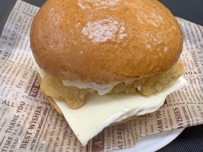 テイクアウト限定！　フィッシュバーガー【ポテト唐揚げ付き】